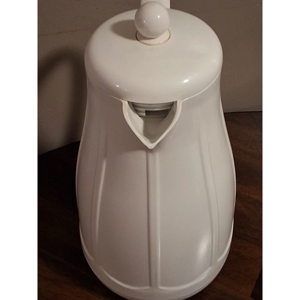 Vintage Copco White Thermal Coffee Carafe Pitcher 1 Quart Made In Woodridge, IL